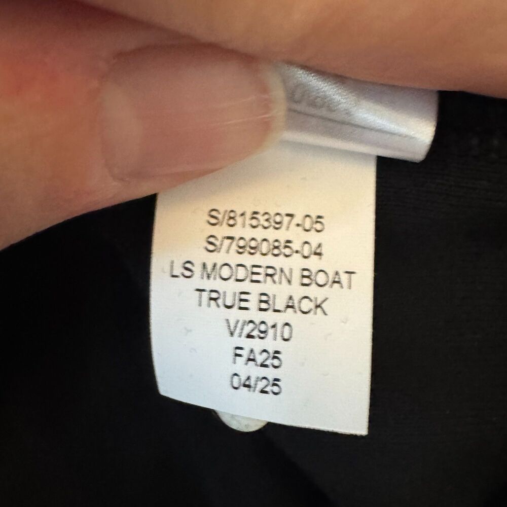 Gap "Favorite Tee" Women's Black Boat Neck Long Sleeve Shirt Size M - Picture 4 of 7